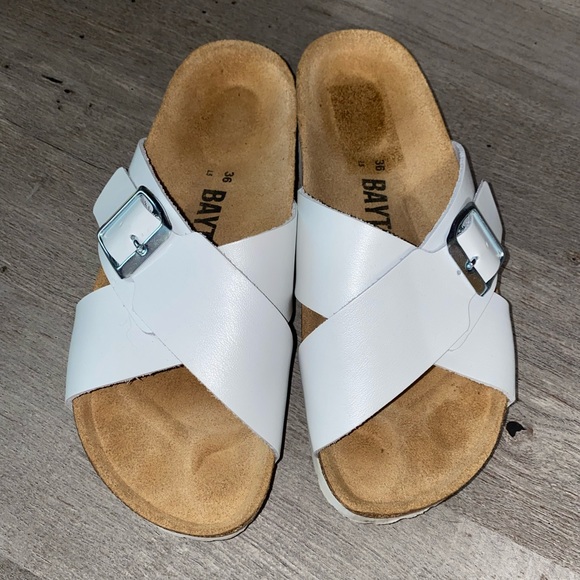 Bayton White Sandals - Picture 1 of 4